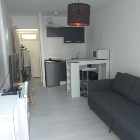 Studio Meuble Wifi A Proximite Du Tram Кастельно-ле-Лез Экстерьер фото