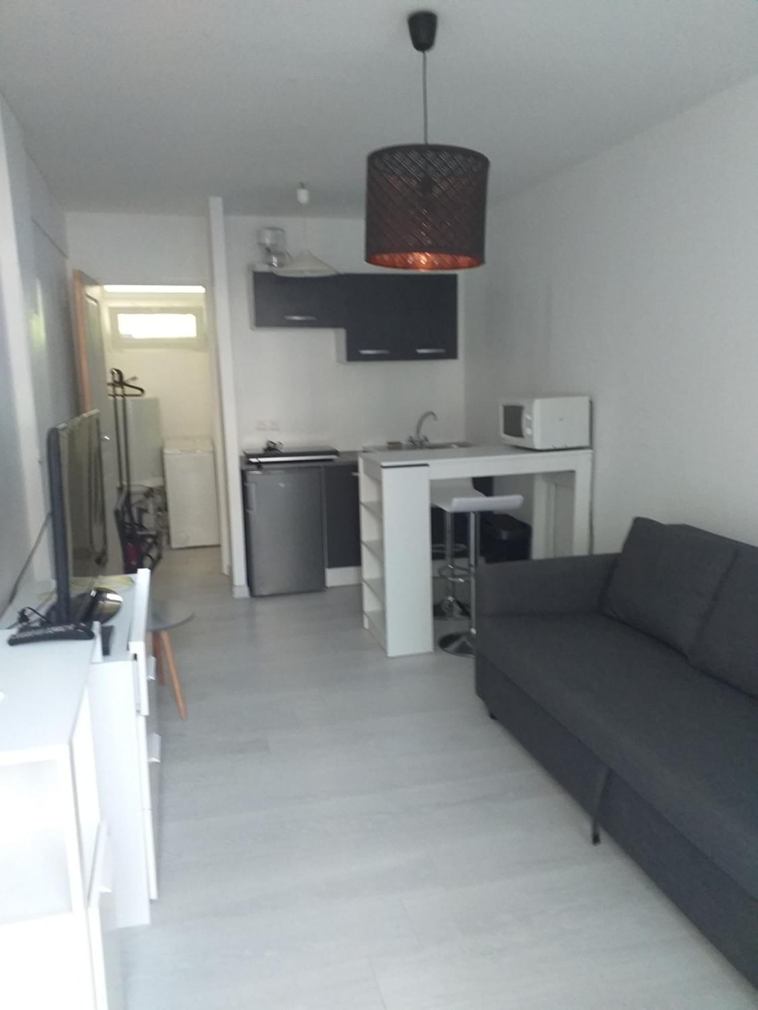 Studio Meuble Wifi A Proximite Du Tram Кастельно-ле-Лез Экстерьер фото